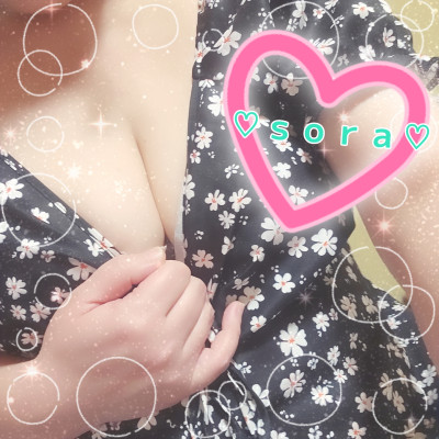 そらの写メ