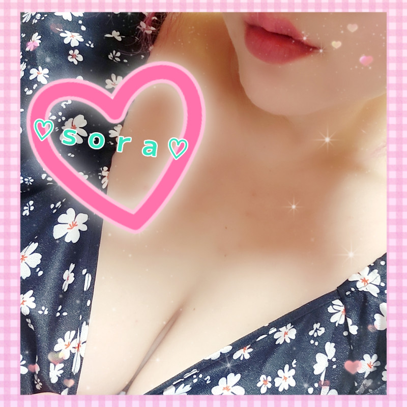そらの写メ